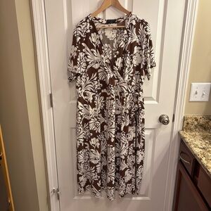 Lane Bryant Brown and White Floral Short Sleeve Faux Wrap Dress 18/20